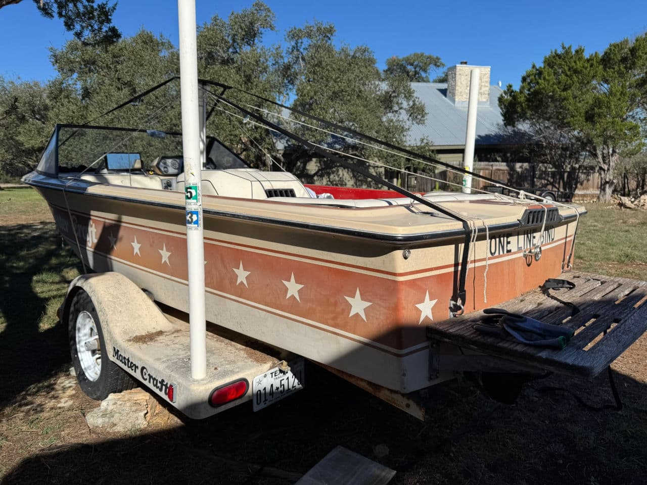 Wrecked boat removal — Texas